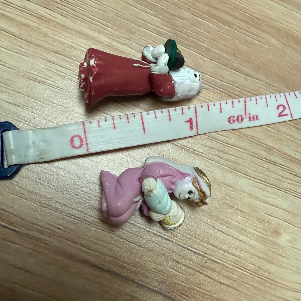 Vintage Miniature Nativity Figurines Mary Baby Jesus Wise Man Tiny Plastic
